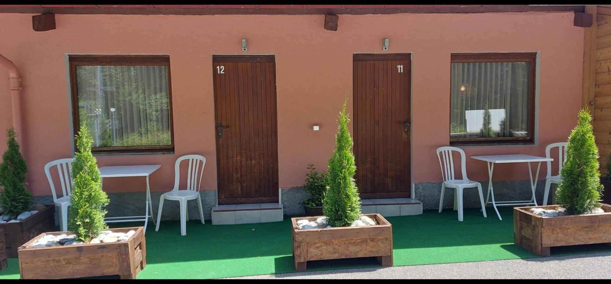Hotel Les Touristes Chatelard Exterior foto