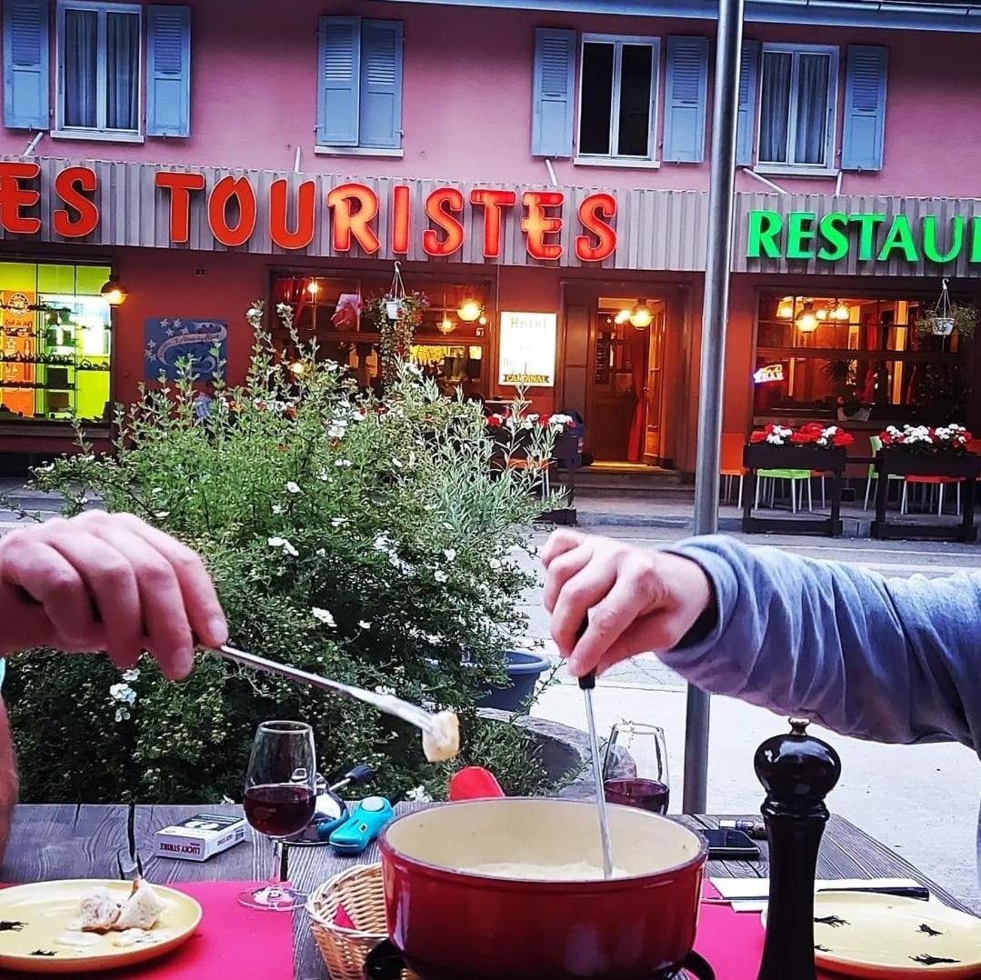 Hotel Les Touristes Chatelard Exterior foto