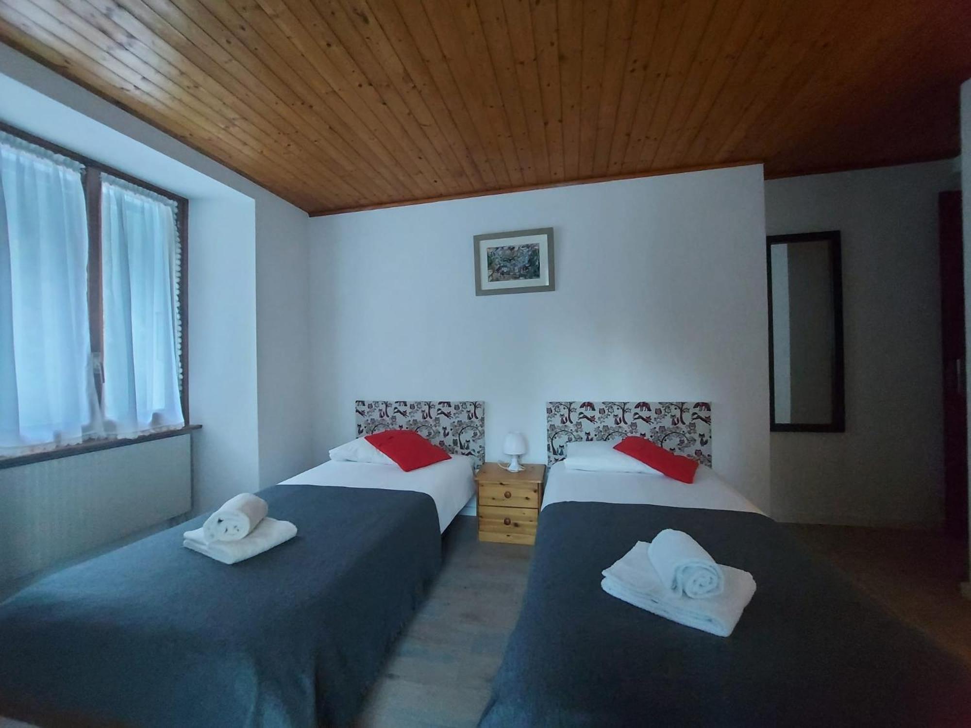 Hotel Les Touristes Chatelard Exterior foto